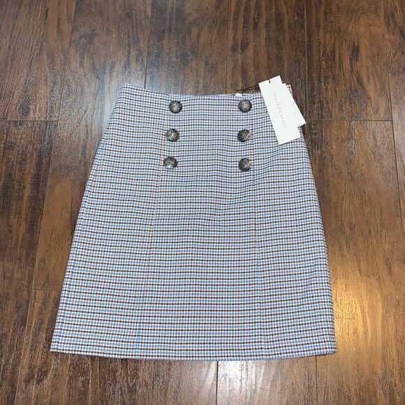 NWT VERONICA BEARD Beekman Check Button Mini Skirt in Beige Multi Size 0 - Picture 3 of 8